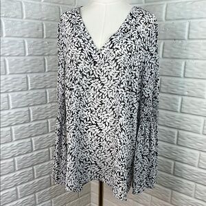 MICHAEL KORS BLOUSE V NECK RUCHED PEASANT SLEEVE SEMI SHEER BLACK WHITE SZ LG